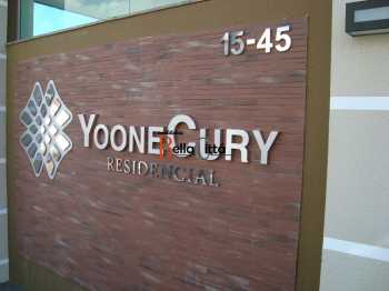 EDIFÍCIO YONNE CURY, JD BRASIL, 02 DORMITÓRIOS 01 SUÍTE COM ARMÁRIOS, 62,00 M2, R$ 310.000,00. 